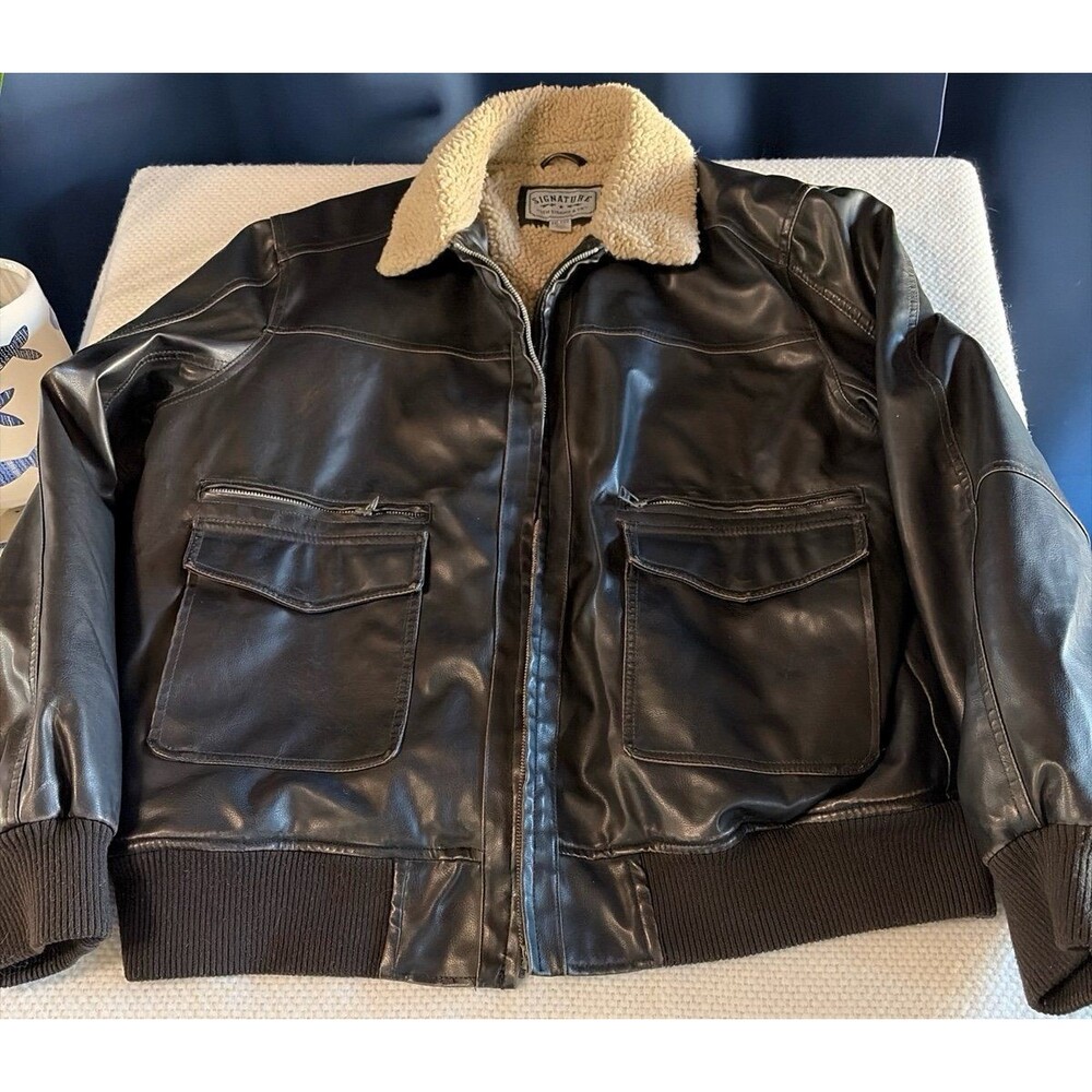 Signature by Levi Strauss Men Faux Leather Sherpa Jacket XXL Needs Zipper repair